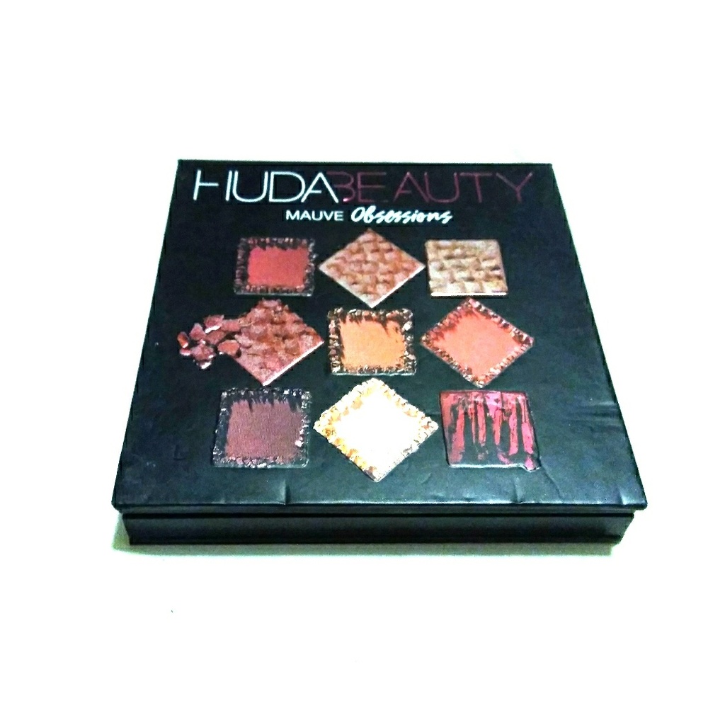 Huda Beauty mauve Obsession palette